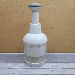 Pampered Chef Food Chopper